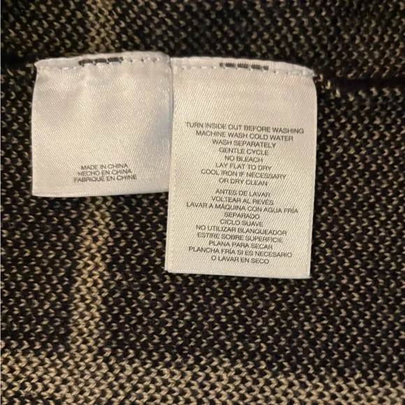 Anne Klein Black and tan sweater coat - Picture 5 of 5